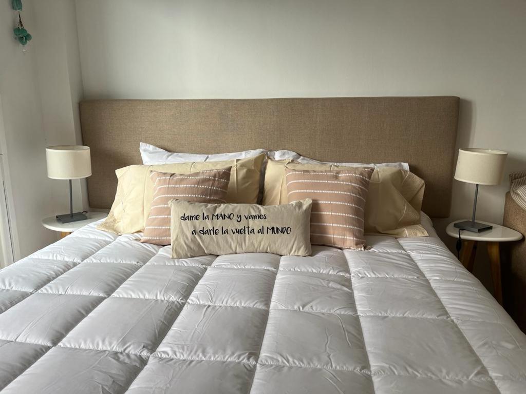 Refugio Comodo Y Luminoso. Excelente Ubicacion. Apartment Buenos Aires